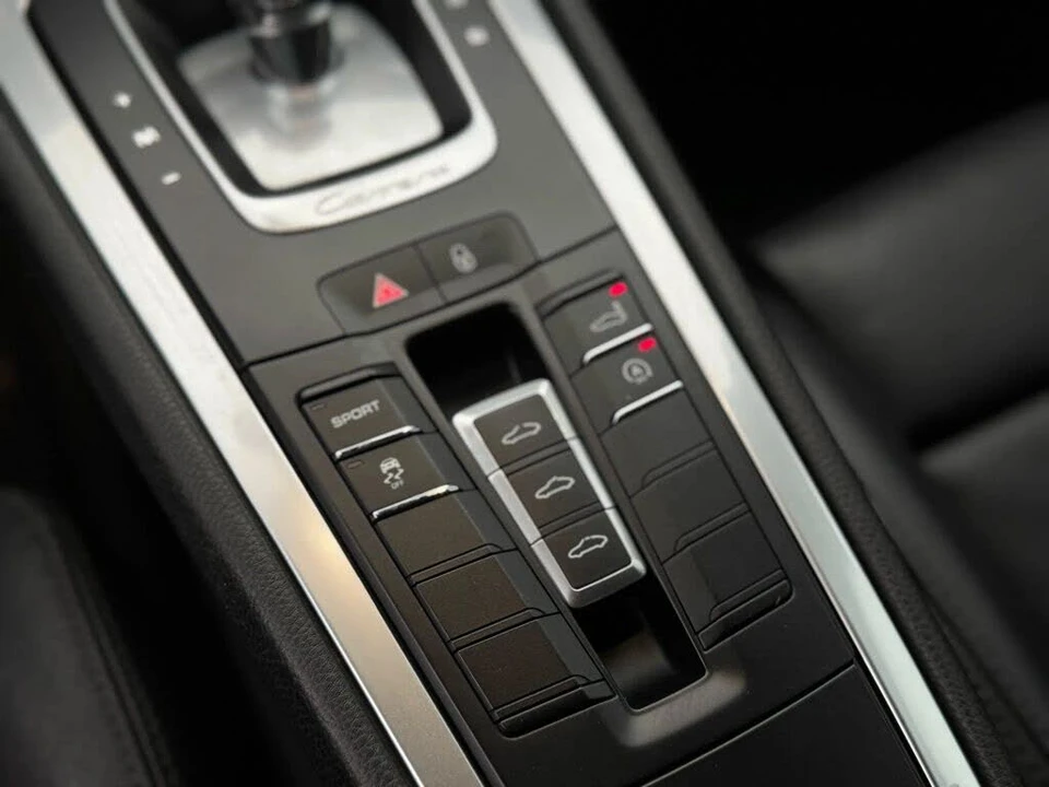 2016 Porsche 991 Carrera - Image 18 of 31