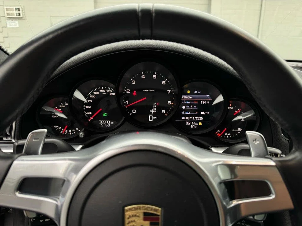 2016 Porsche 991 Carrera - Image 16 of 31