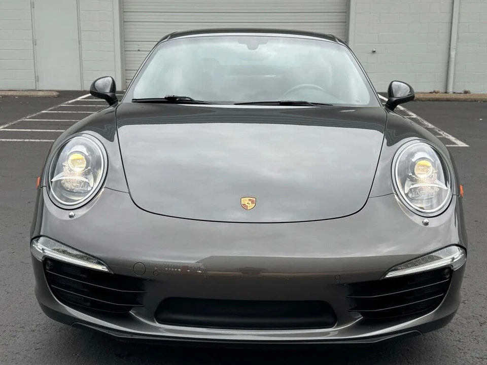 2016 Porsche 991 Carrera - Image 2 of 31
