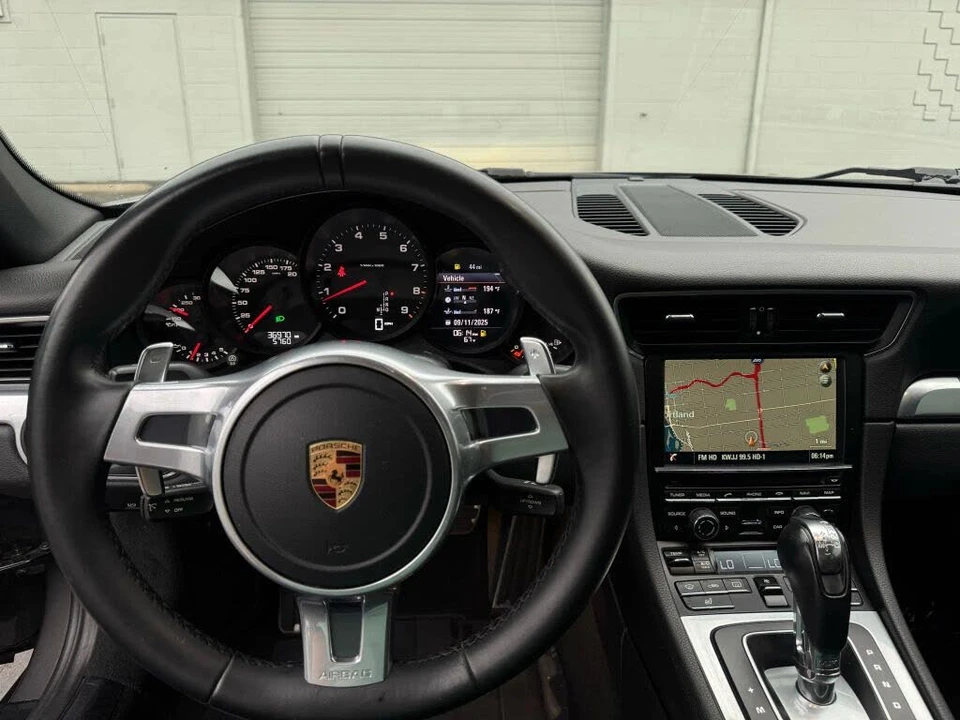 2016 Porsche 991 Carrera - Image 17 of 31