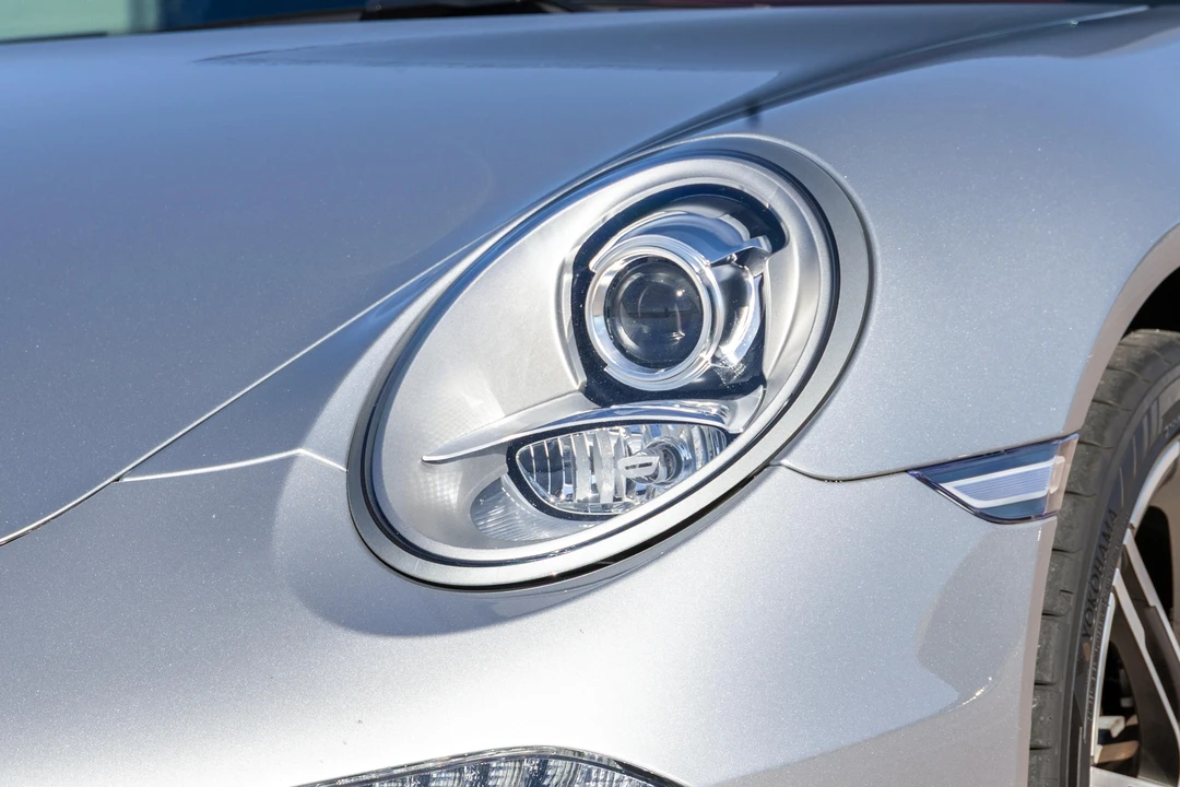 2016 Porsche 991 Carrera - Image 19 of 31