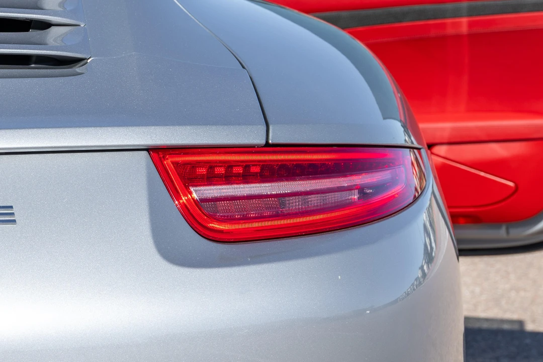 2016 Porsche 991 Carrera - Image 29 of 31