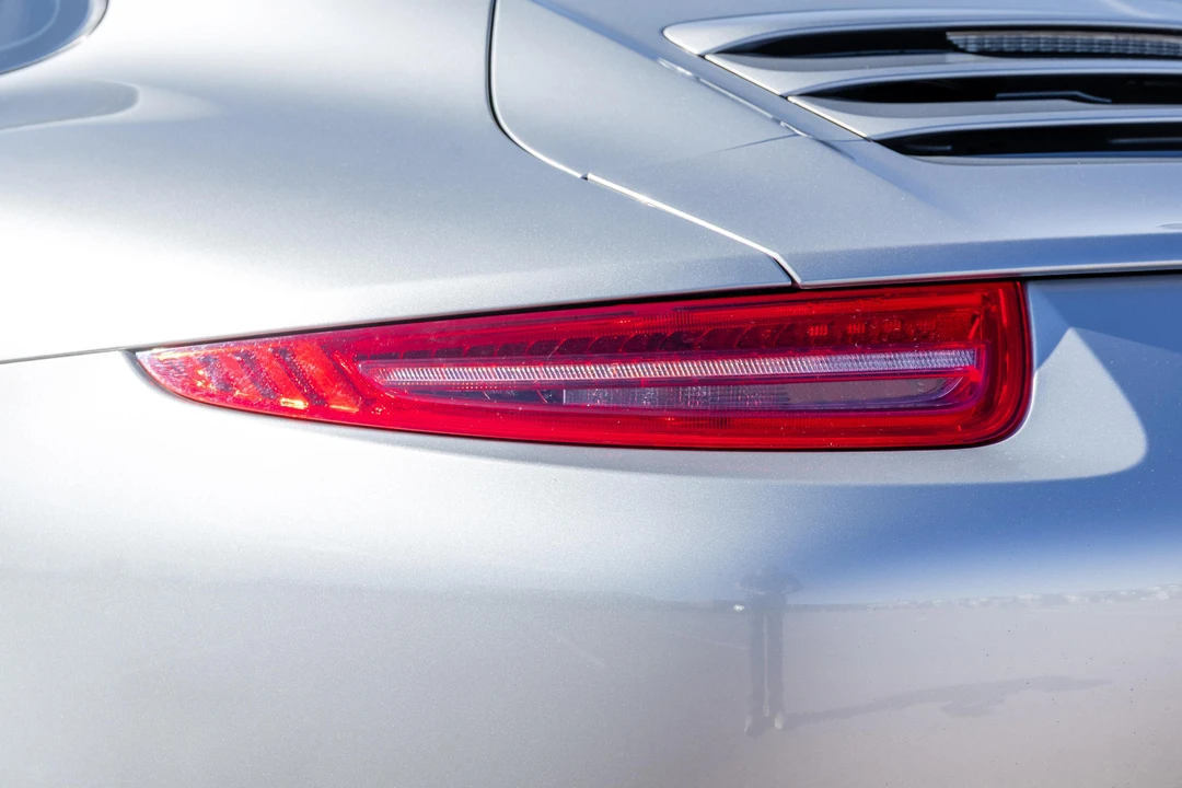 2016 Porsche 991 Carrera - Image 30 of 31