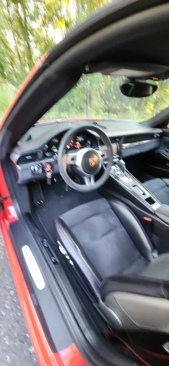 2016 Porsche 991 Carrera GTS - Image 9 of 18