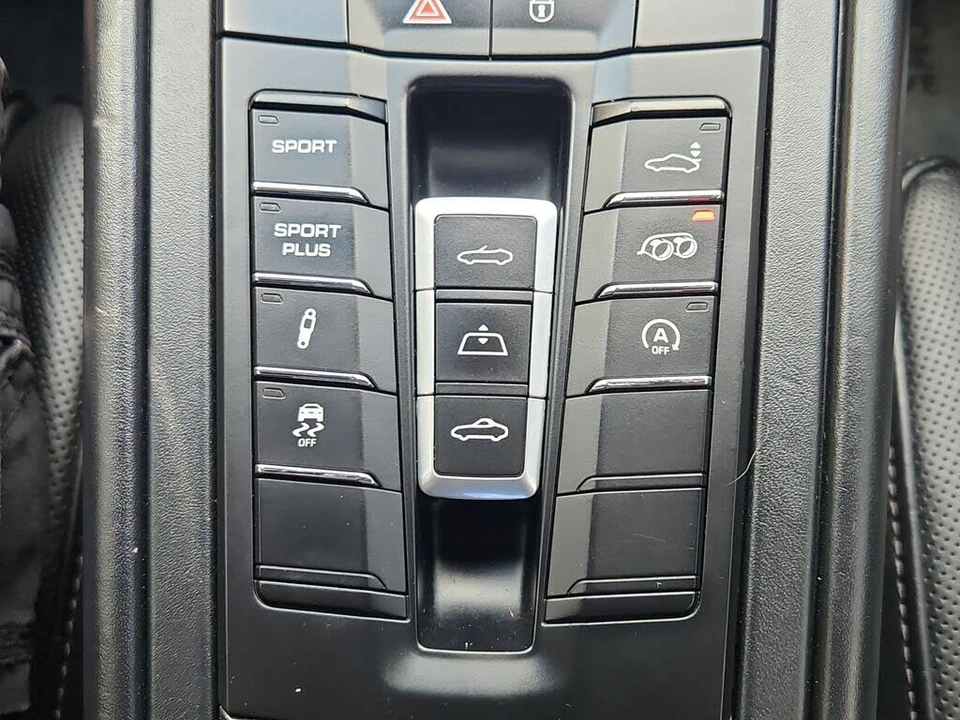 2016 Porsche 991 Carrera GTS - Image 18 of 31