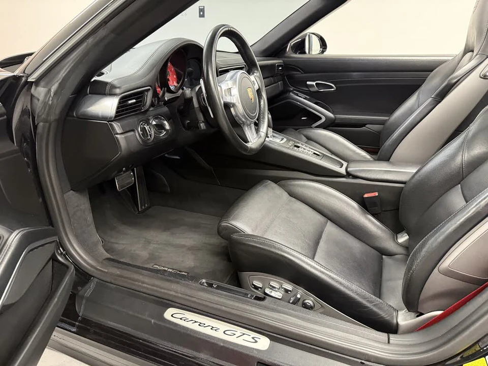 2016 Porsche 991 Carrera GTS - Image 2 of 25