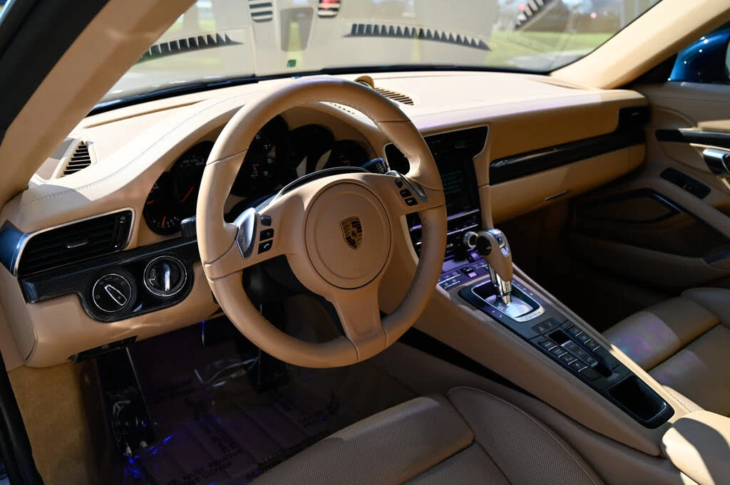 2016 Porsche 991 Carrera GTS - Image 16 of 31