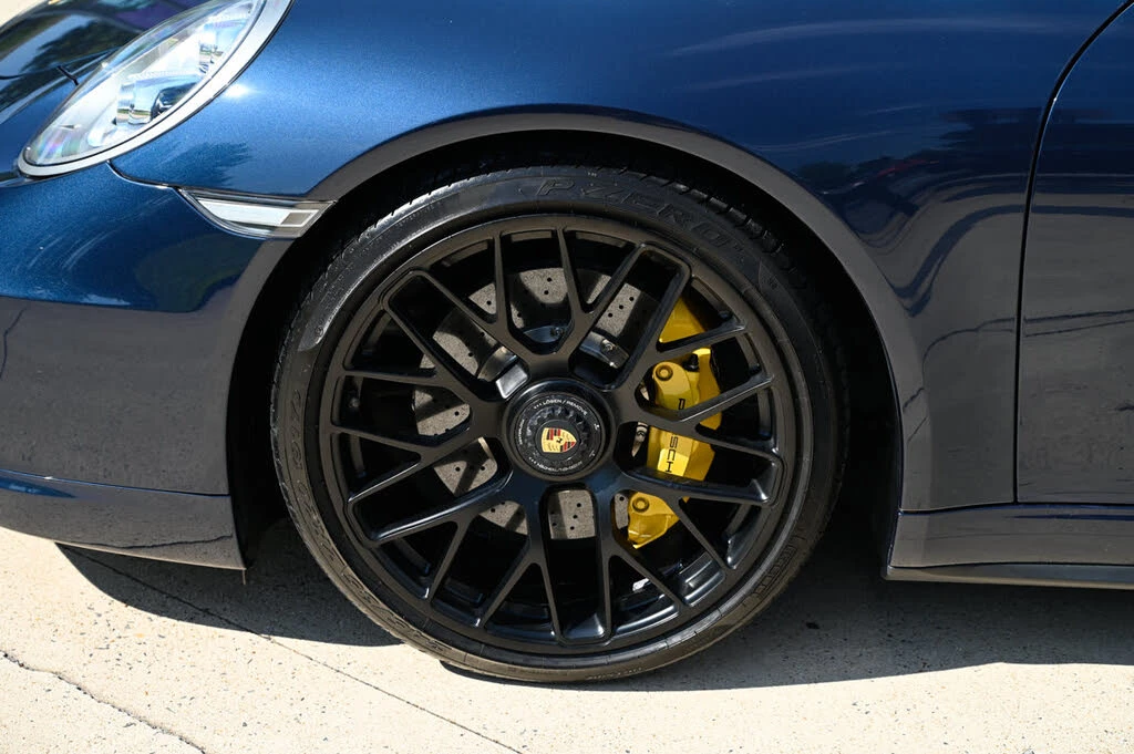 2016 Porsche 991 Carrera GTS - Image 9 of 31