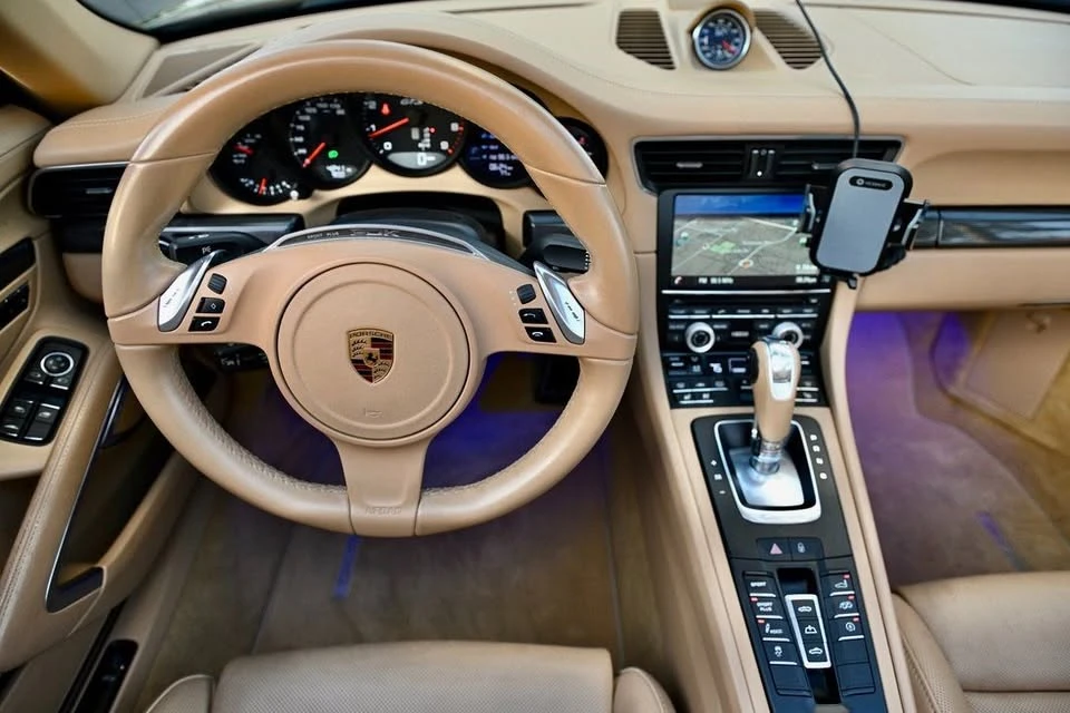 2016 Porsche 991 Carrera GTS - Image 8 of 17