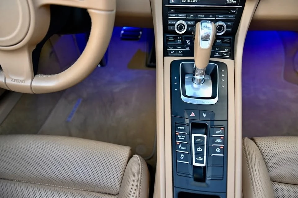 2016 Porsche 991 Carrera GTS - Image 9 of 17