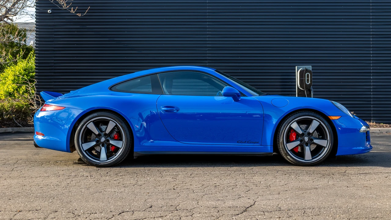 2016 Porsche 991 Carrera GTS - Image 5 of 31