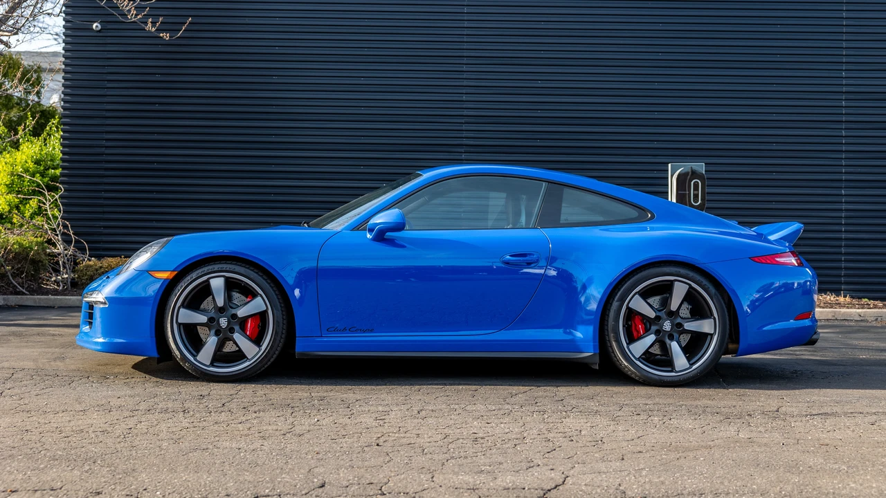 2016 Porsche 991 Carrera GTS - Image 9 of 31