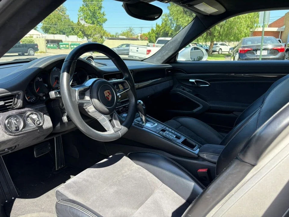 2016 Porsche 991 Carrera GTS - Image 11 of 28