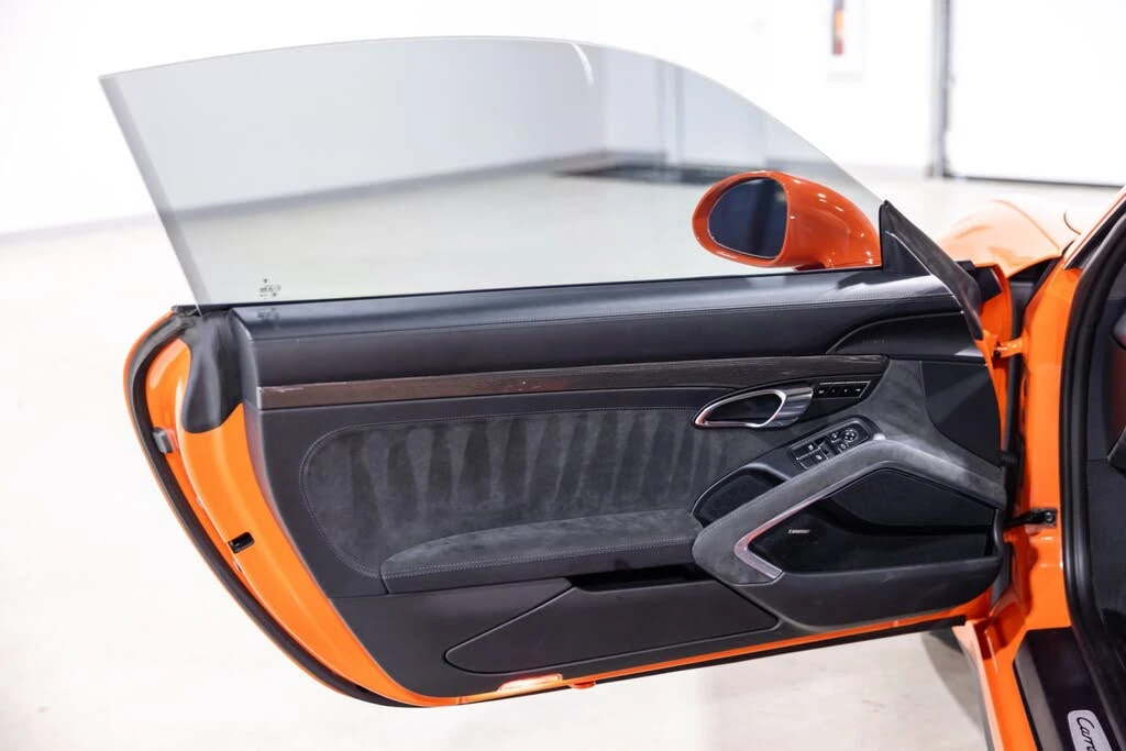 2016 Porsche 991 Carrera GTS - Image 26 of 31