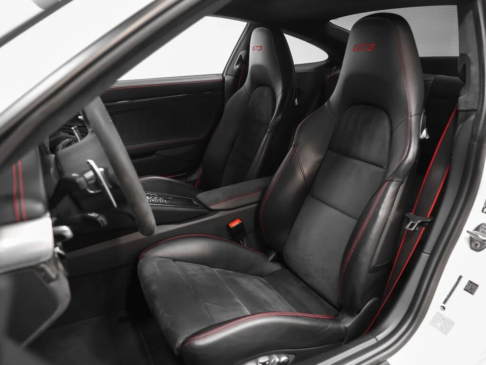 2016 Porsche 991 Carrera GTS - Image 5 of 31