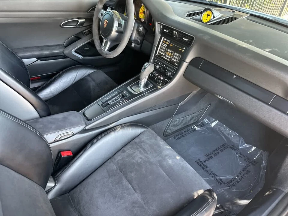 2016 Porsche 991 Carrera GTS - Image 13 of 30