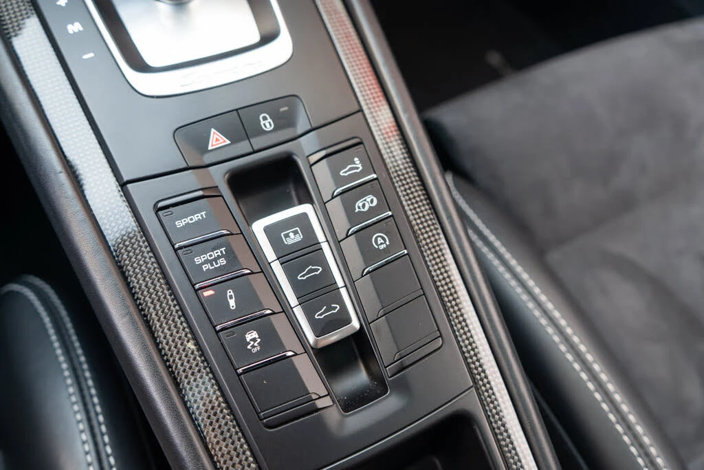 2016 Porsche 991 Carrera GTS - Image 27 of 31