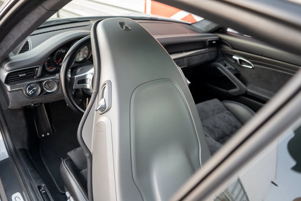 2016 Porsche 991 Carrera GTS - Image 29 of 31