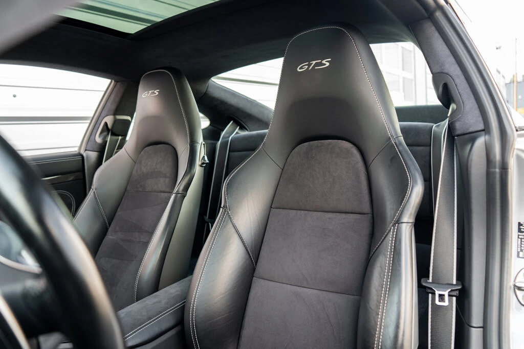 2016 Porsche 991 Carrera GTS - Image 9 of 31