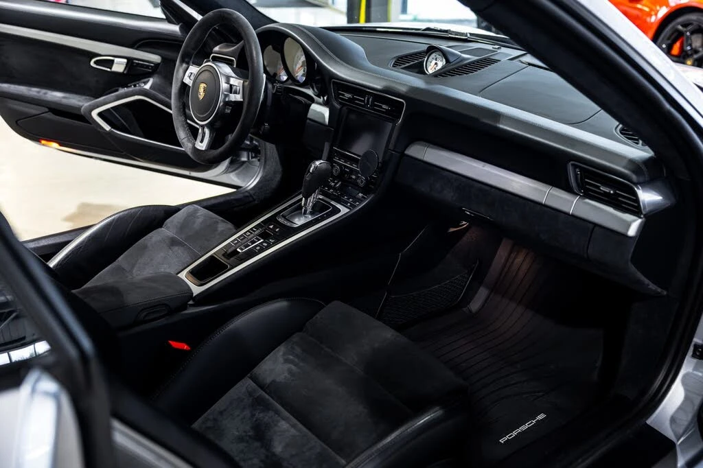 2016 Porsche 991 Carrera GTS - Image 27 of 31