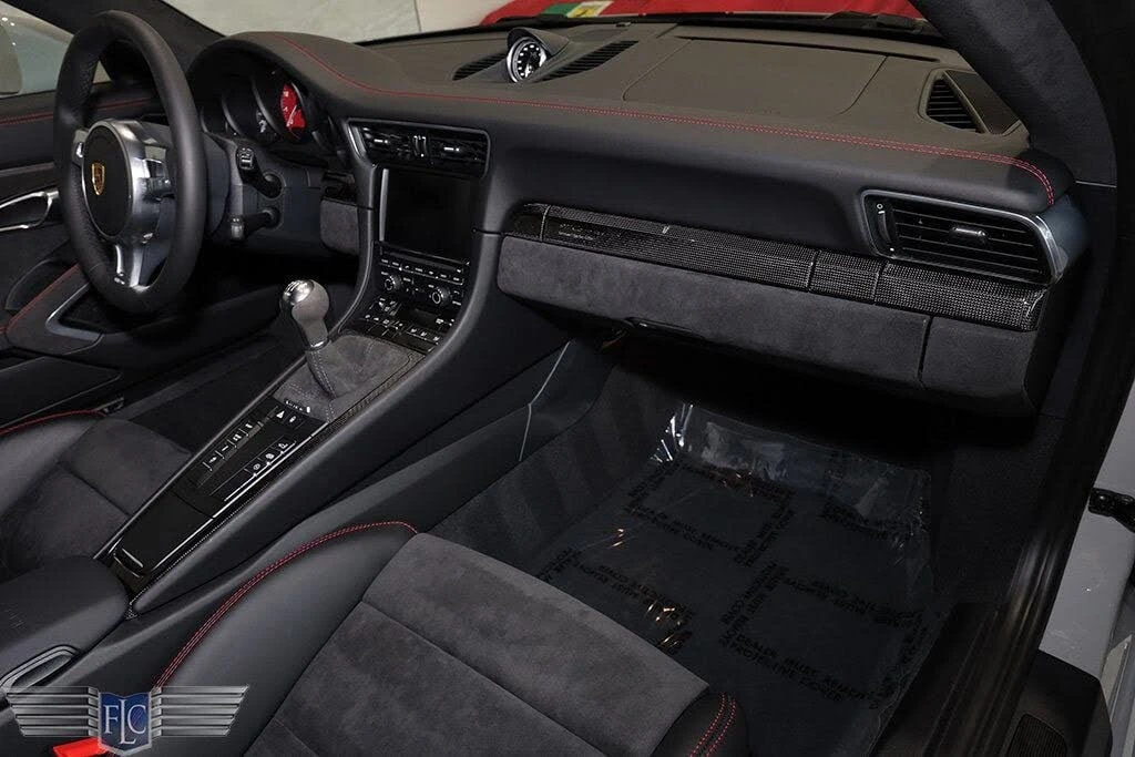 2016 Porsche 991 Carrera GTS - Image 27 of 31