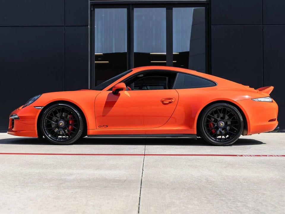 2016 Porsche 991 Carrera GTS - Image 2 of 31