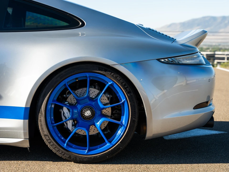 2016 Porsche 991 Carrera GTS - Image 21 of 31