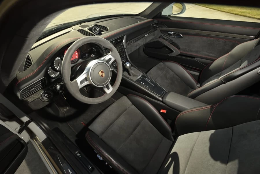 2016 Porsche 991 Carrera GTS - Image 28 of 31