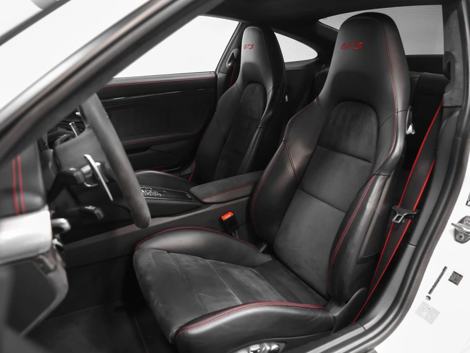 2016 Porsche 991 Carrera GTS - Image 5 of 5