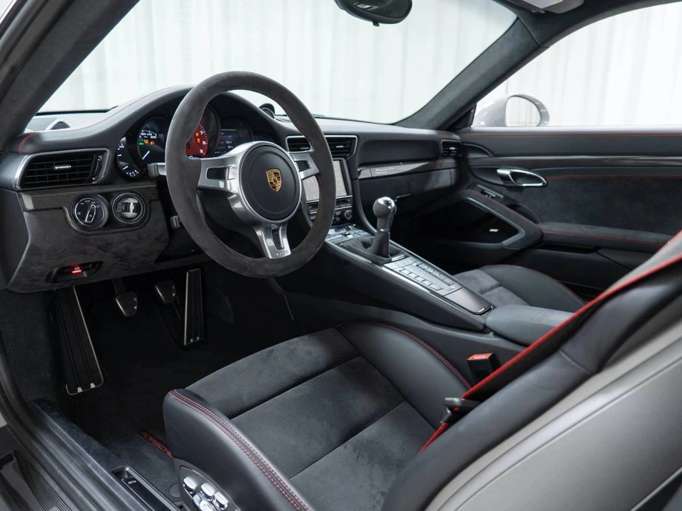 2016 Porsche 991 Carrera GTS - Image 4 of 5