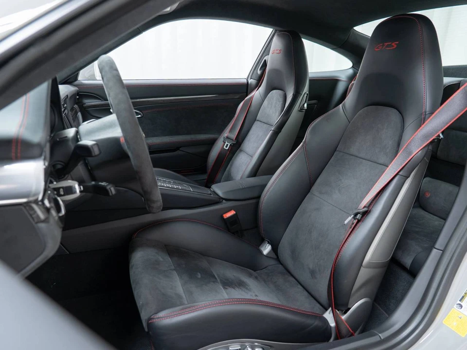 2016 Porsche 991 Carrera GTS - Image 5 of 5