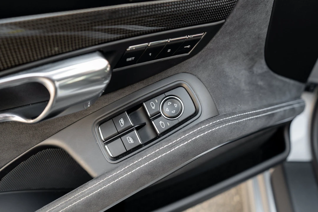 2016 Porsche 991 Carrera GTS - Image 12 of 31