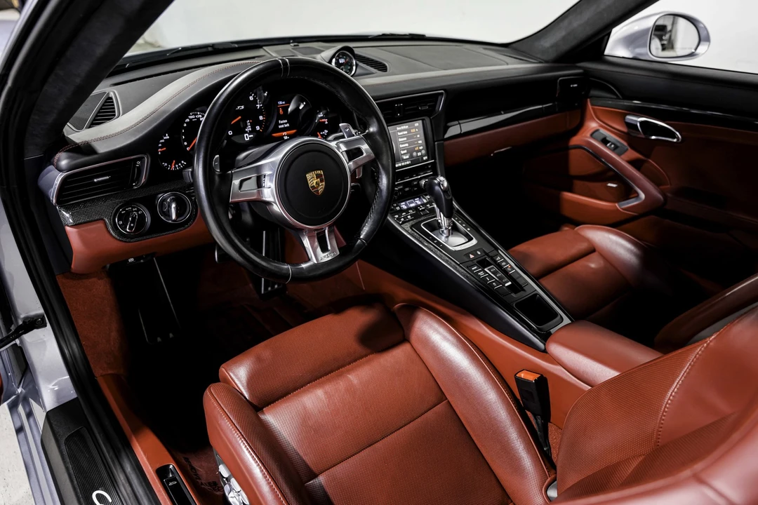 2016 Porsche 991 Carrera GTS - Image 9 of 12