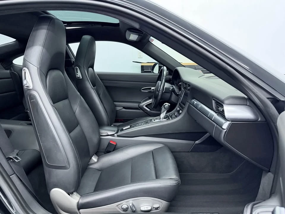 2016 Porsche 991 Carrera - Image 16 of 20