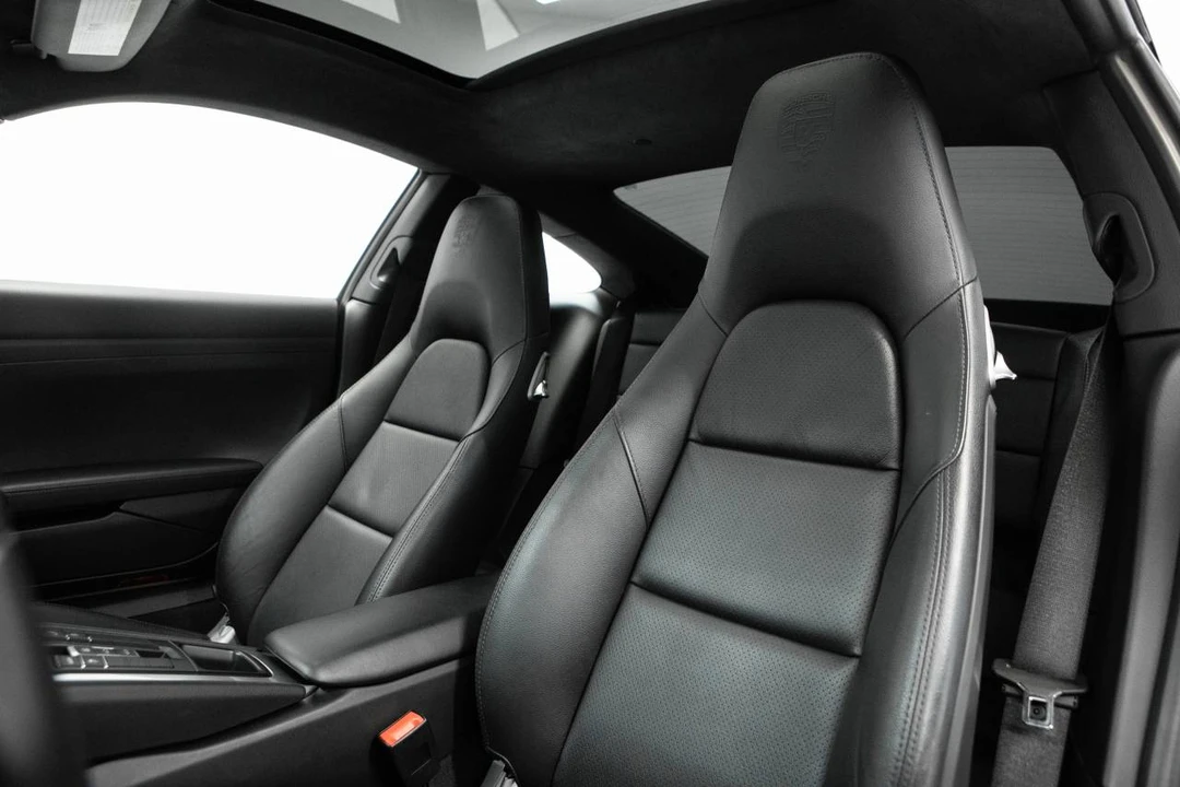 2016 Porsche 991 Carrera - Image 5 of 5
