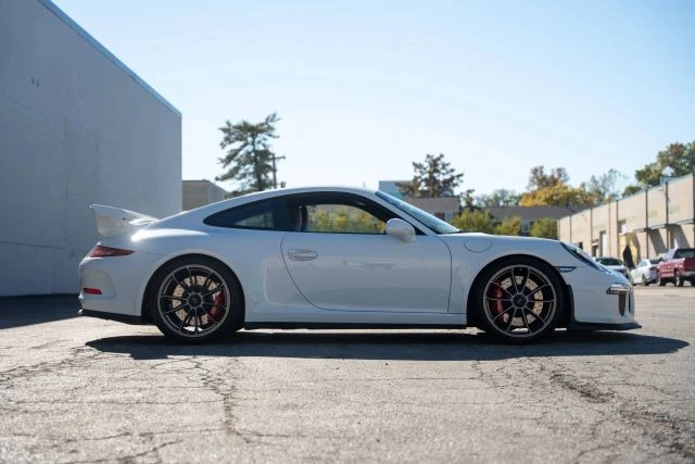 2016 Porsche 991 GT3 - Image 10 of 20