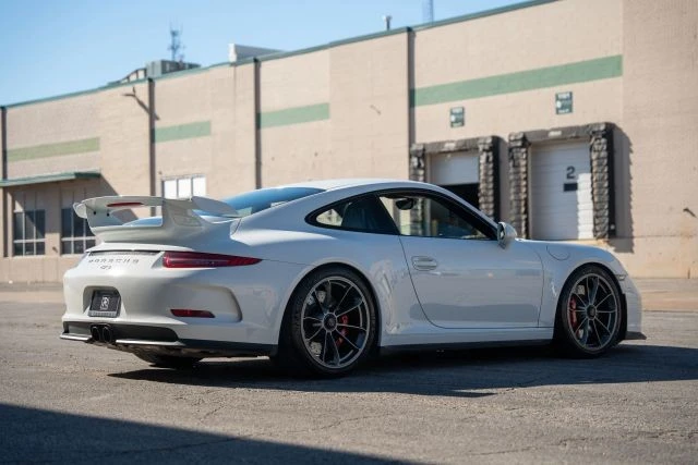 2016 Porsche 991 GT3 - Image 4 of 20