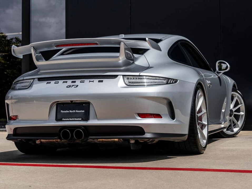 2016 Porsche 991 GT3 - Image 11 of 31
