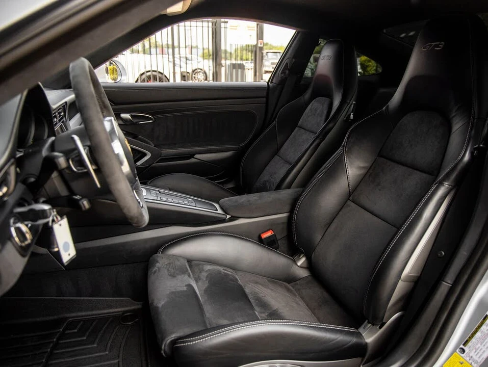 2016 Porsche 991 GT3 - Image 5 of 31