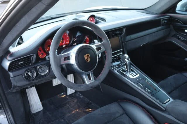 2016 Porsche 991 GT3 - Image 24 of 31