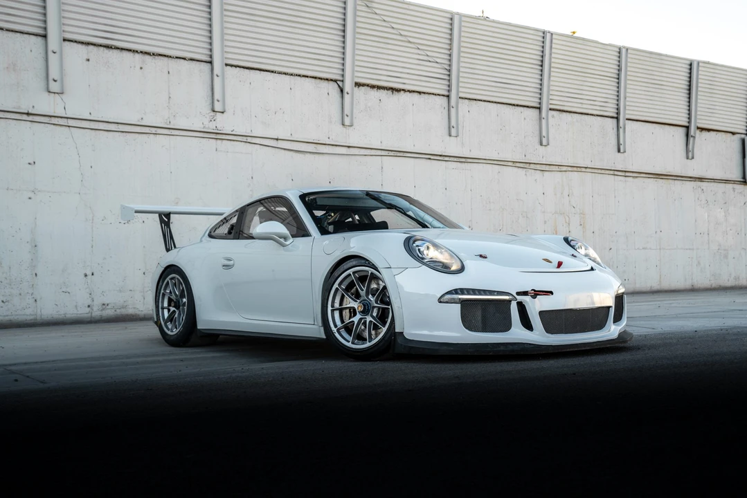 2016 Porsche 991 GT3 - Image 8 of 31