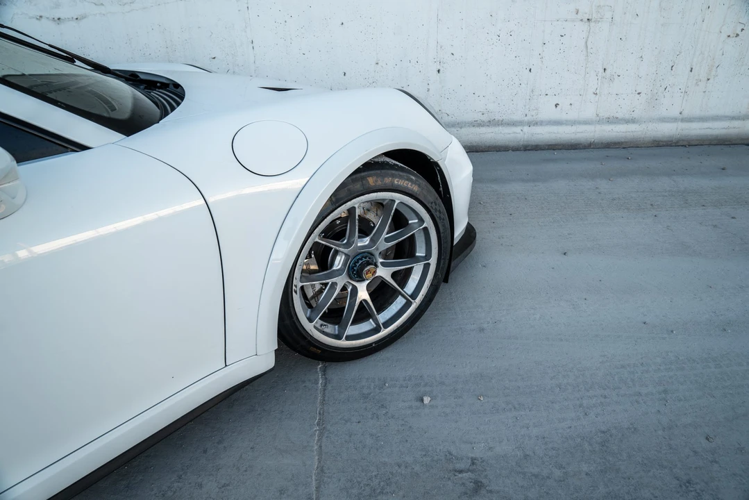 2016 Porsche 991 GT3 - Image 29 of 31