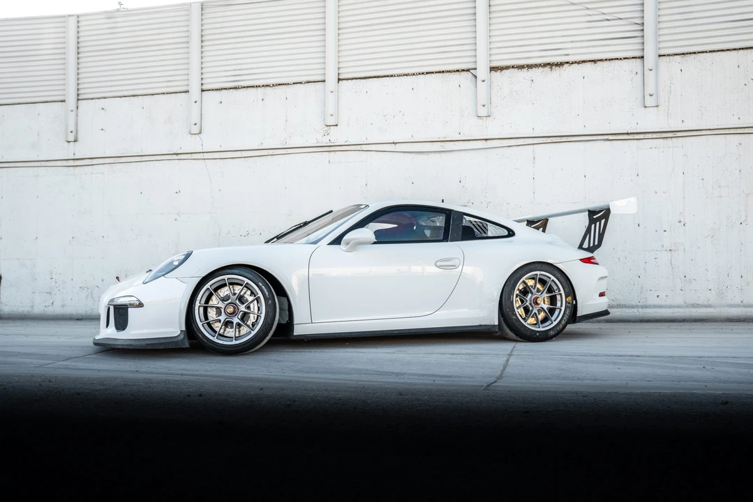 2016 Porsche 991 GT3 - Image 18 of 31