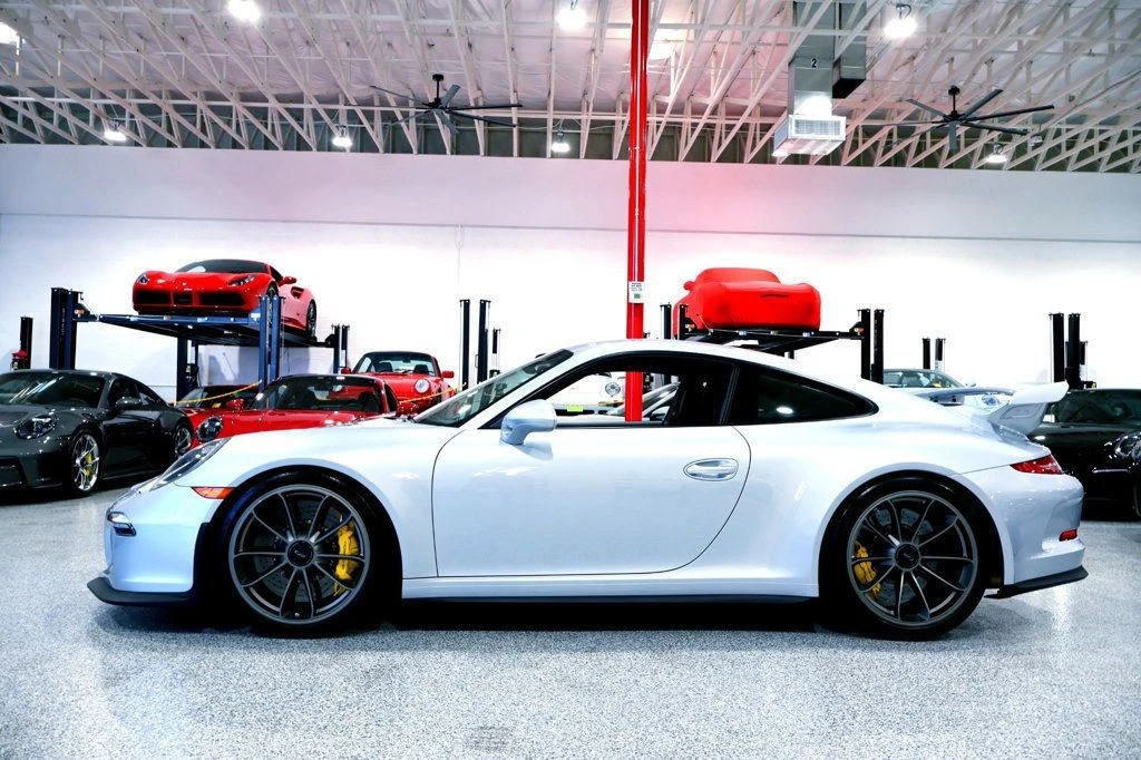 2016 Porsche 991 GT3 - Image 2 of 12