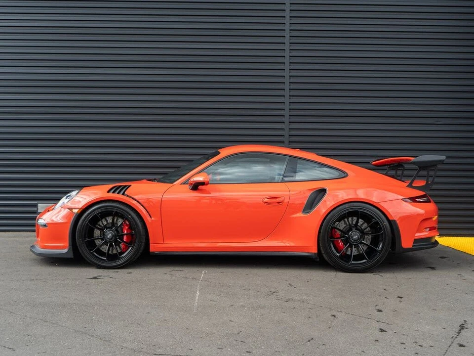 2016 Porsche 991 GT3 RS - Image 2 of 31