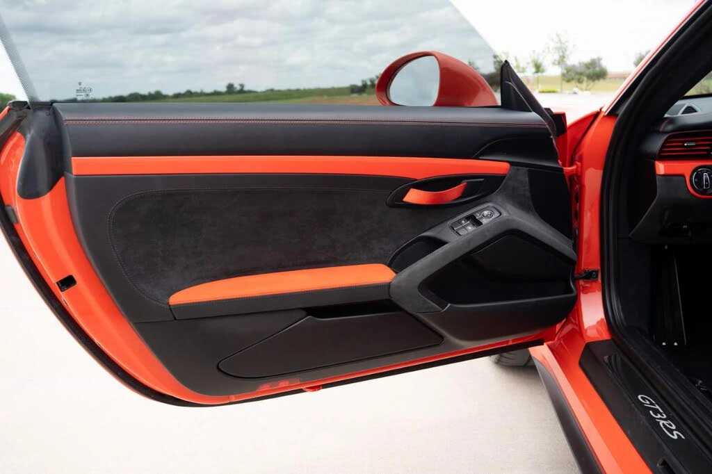 2016 Porsche 991 GT3 RS - Image 29 of 31