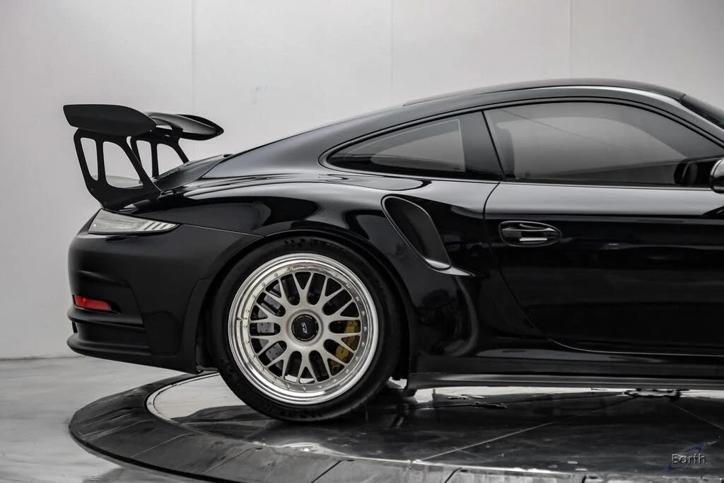 2016 Porsche 991 GT3 RS - Image 25 of 31