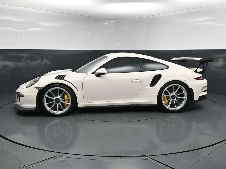 2016 Porsche 991 GT3 RS - Image 2 of 31