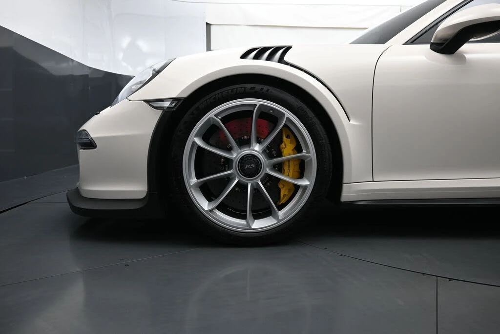 2016 Porsche 991 GT3 RS - Image 7 of 31