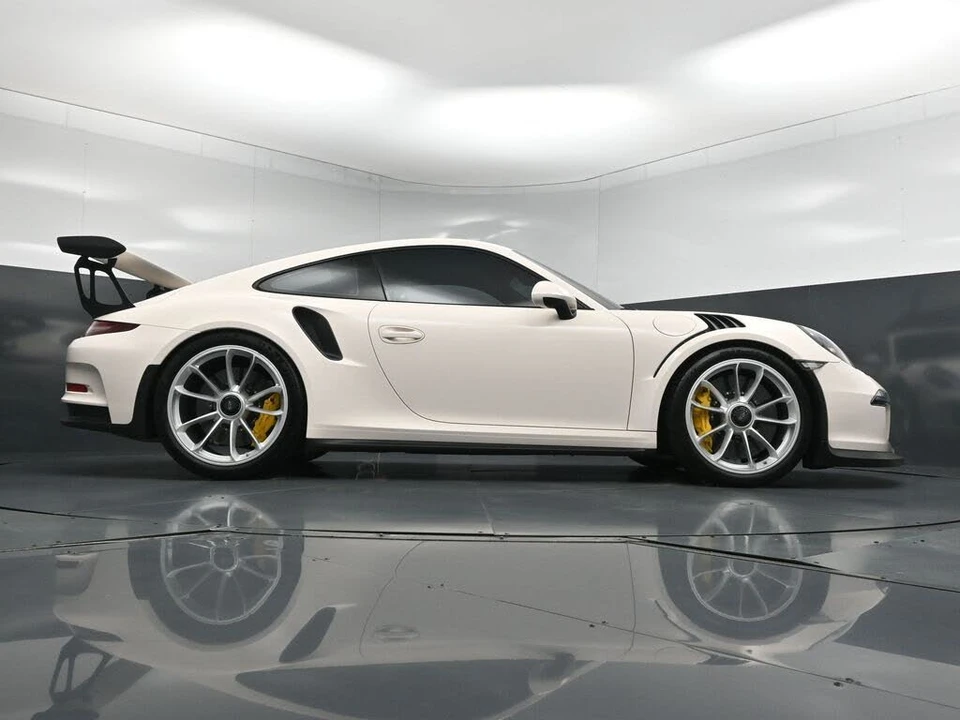 2016 Porsche 991 GT3 RS - Image 27 of 31
